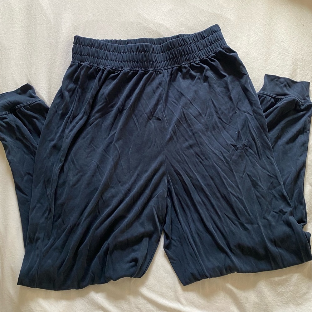 American eagle loungers
